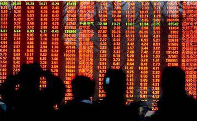 金价大跌 网友直呼"亏麻了"