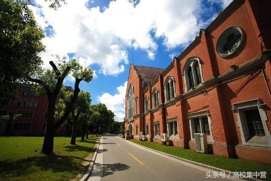我军为何要新组建三所军事院校