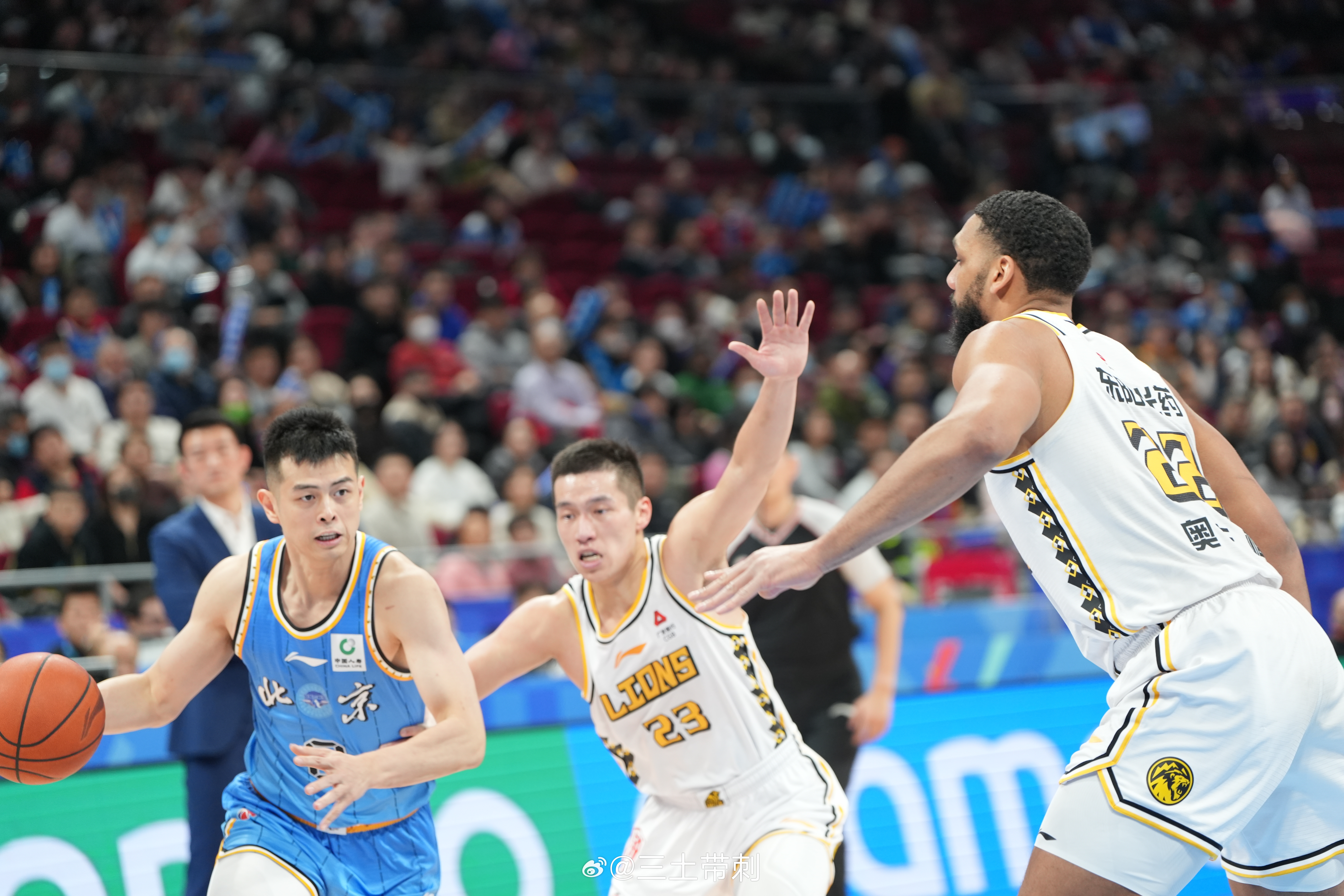 北京男篮2分险胜广厦 大比分扳成2-3