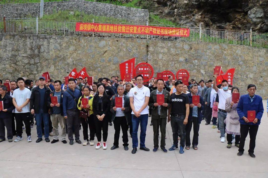网友领证偶遇吴彦祖