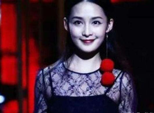 纪委回应女演员戴230万耳环事件
