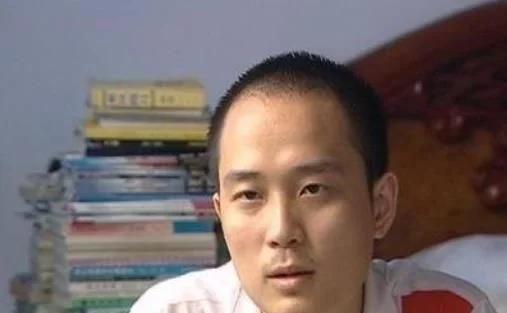 清华女神非清华毕业 考研名师被质疑